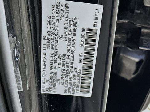 Used 2025 MAZDA CX-50 AWD 2.5 S w/ Premium Package image 12