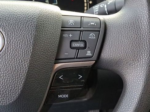 Used 2025 Toyota Camry LE image 22