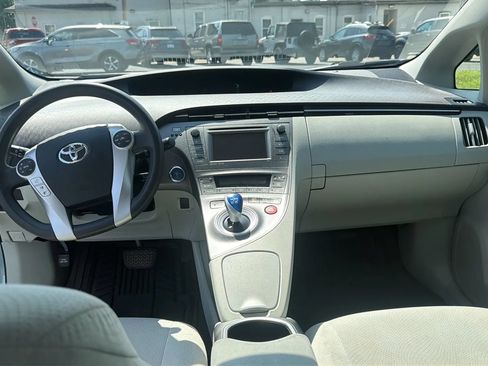 Used 2012 Toyota Prius Three FWD image 11