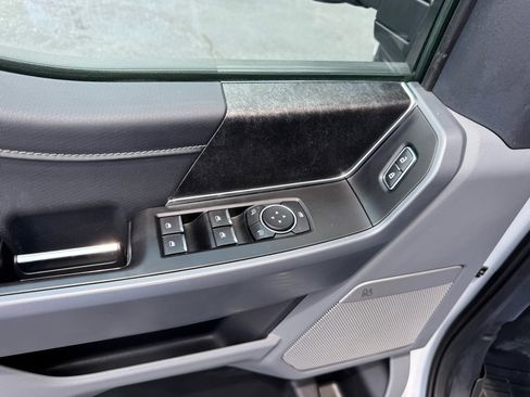 Used 2022 Ford F150 XLT w/ Equipment Group 302A High image 15