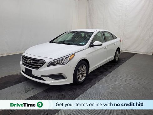 Used 2017 Hyundai Sonata SE FWD image 1