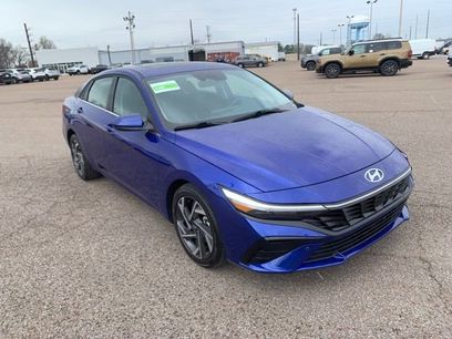 Used 2025 Hyundai Elantra SEL