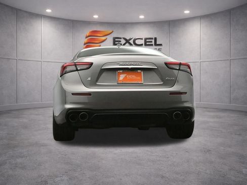 Used 2021 Maserati Ghibli S RWD image 48