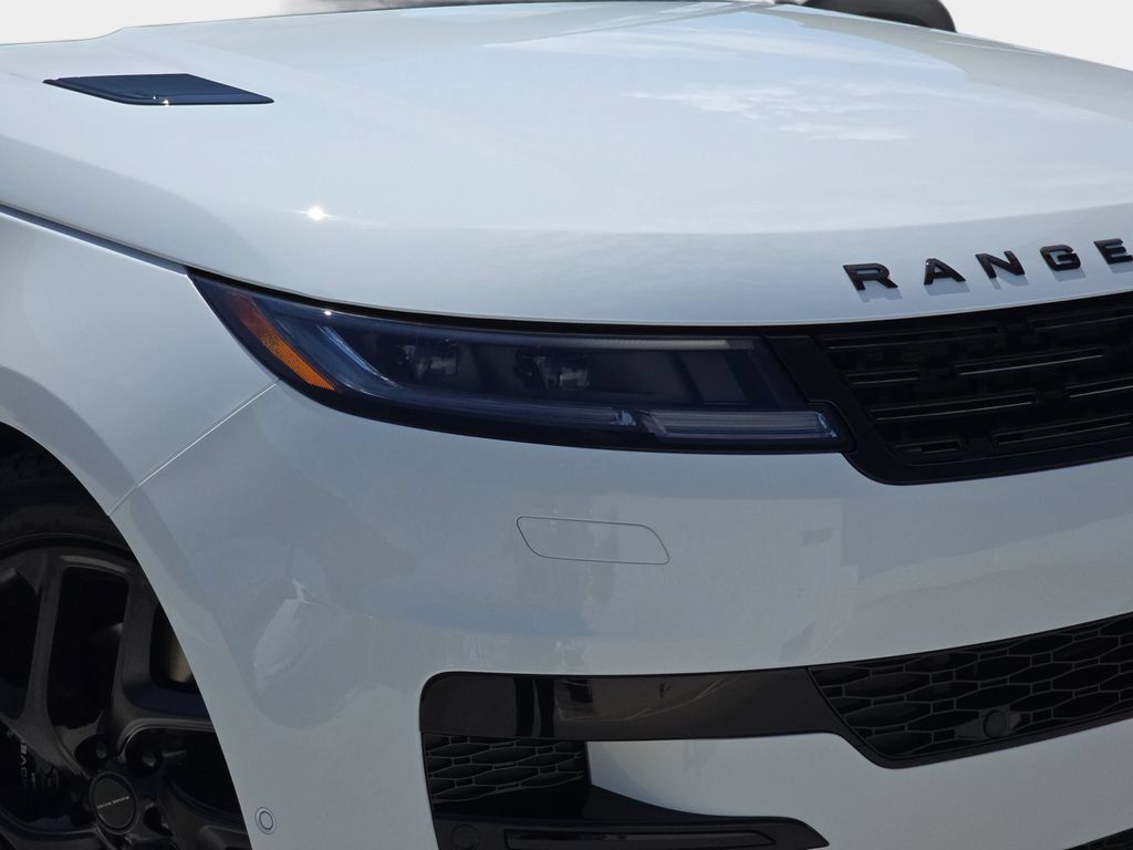 New 2026 Land Rover Range Rover Sport Dynamic SE AWD/4WD image 33