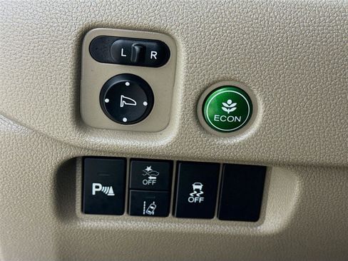 Used 2022 Honda Pilot Touring image 14