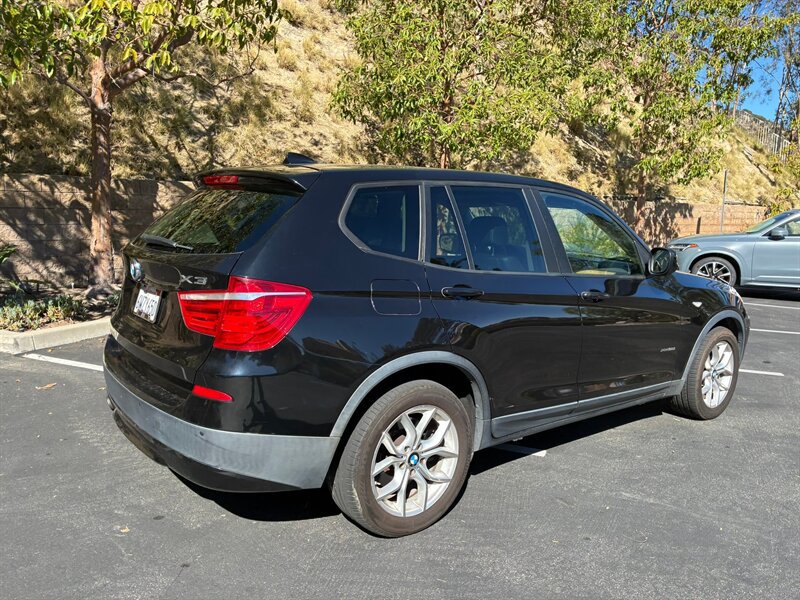 Used 2012 BMW X3 xDrive35i AWD/4WD image 3