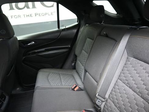 Used 2020 Chevrolet Equinox LT AWD/4WD image 19