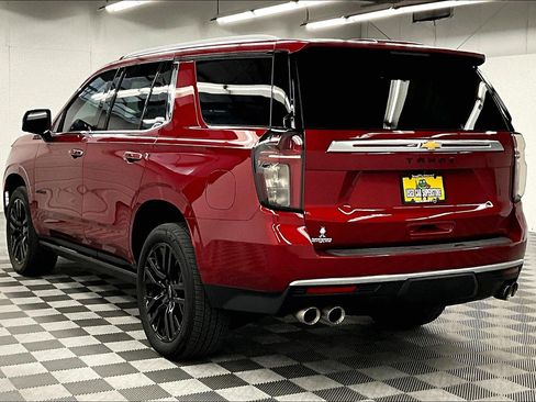 Used 2023 Chevrolet Tahoe High Country w/ Premium Package 2 AWD/4WD image 3
