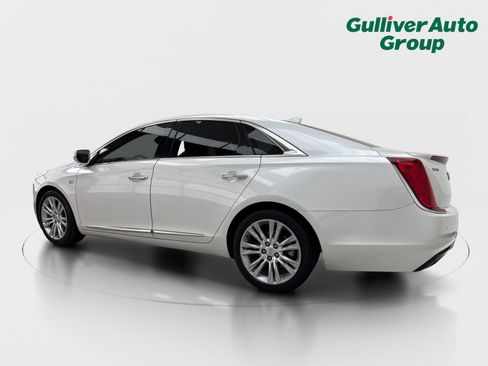 Used 2018 Cadillac XTS Luxury FWD image 4