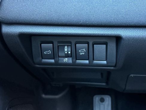New 2025 Subaru Outback Premium image 29
