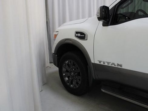 Used 2017 Nissan Titan Platinum Reserve AWD/4WD image 30