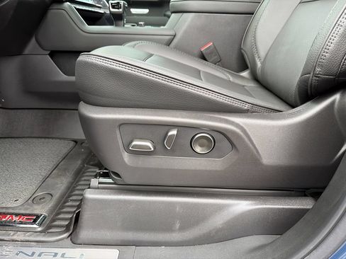 Used 2026 GMC Sierra 1500 Denali AWD/4WD image 26