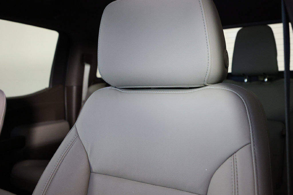 Used 2019 Chevrolet Silverado 1500 LT w/ Texas Edition RWD image 31