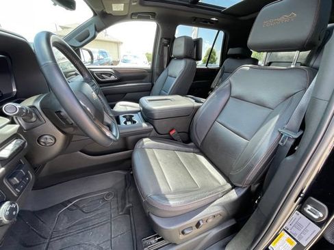 Certified 2024 Chevrolet Tahoe High Country AWD/4WD image 11