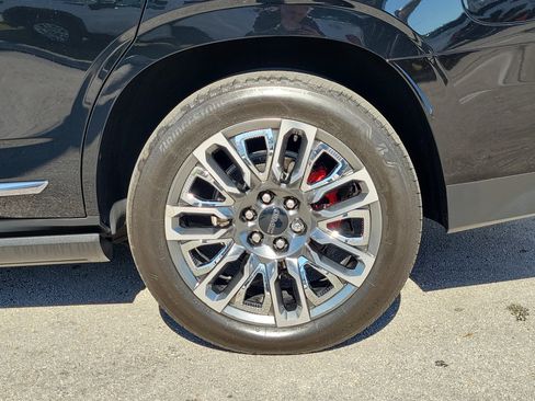 Used 2024 GMC Yukon Denali Ultimate image 33