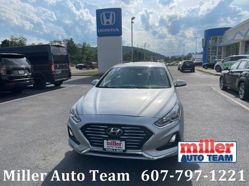 Used 2018 Hyundai Sonata SE FWD image 1