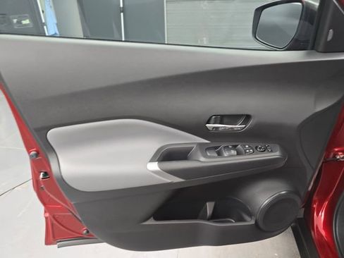 Used 2024 Nissan Kicks SR w/ SR Premium Package image 25