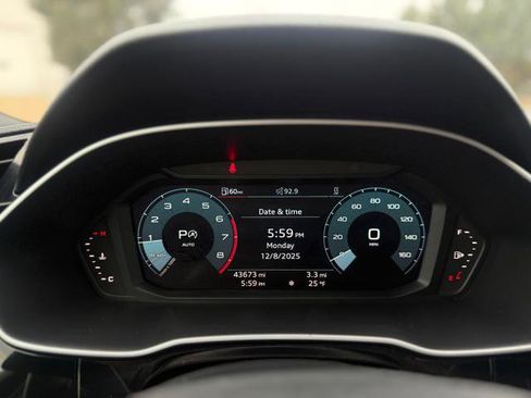 Used 2022 Audi Q3 2.0T Premium w/ Convenience Package image 21