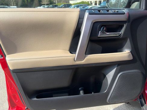 Used 2022 Toyota 4Runner SR5 image 18