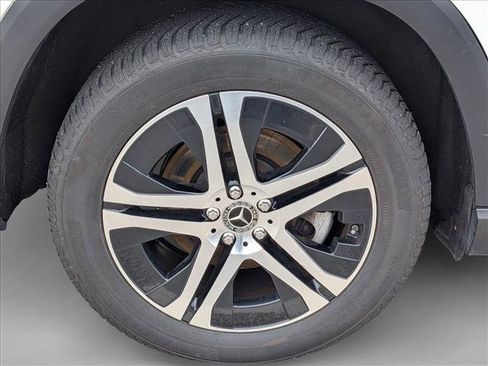 Used 2020 Mercedes-Benz GLS 450 4MATIC image 9