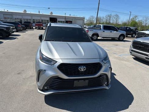 Used 2021 Toyota Highlander XSE image 28