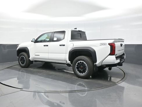New 2026 Toyota Tacoma TRD Off-Road image 5
