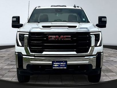 Used 2024 GMC Sierra 2500 Pro w/ Convenience Package