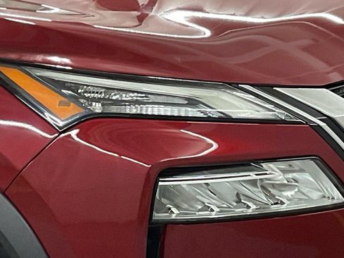 Used 2021 Nissan Rogue SV w/ Premium Package AWD/4WD image 30