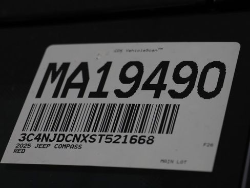 Used 2025 Jeep Compass Limited AWD/4WD image 24