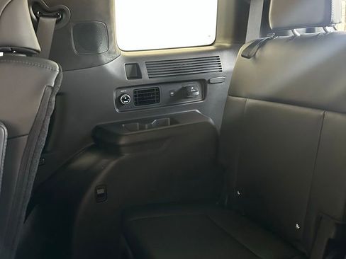 Used 2025 Hyundai Santa Fe Calligraphy AWD/4WD image 29