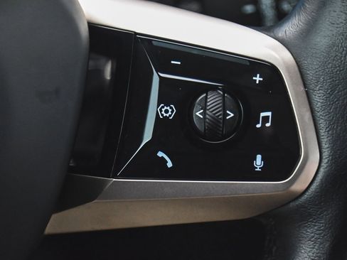 Used 2023 BMW iX xDrive50 w/ Convenience Package image 26