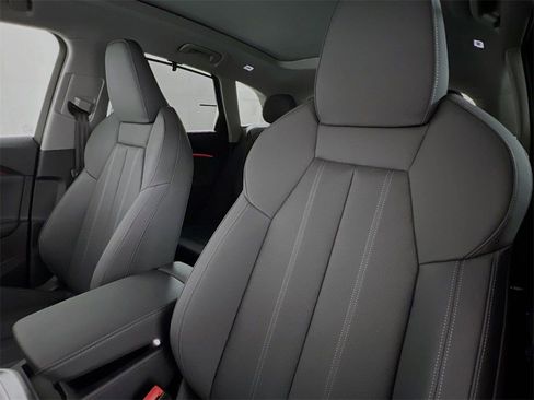 New 2025 Audi Q5 2.0T Premium Plus image 10