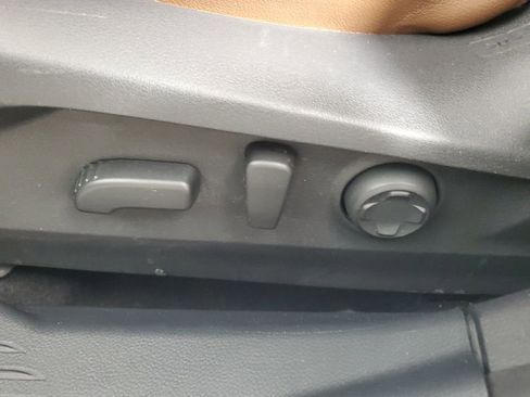 Used 2024 Subaru Outback Touring XT w/ Popular Package #2 image 21