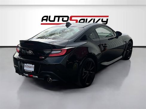 Used 2025 Toyota GR86 Premium image 7
