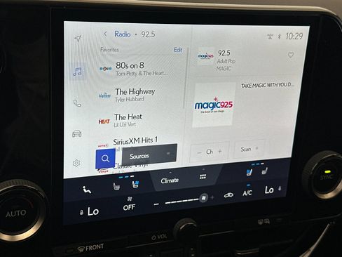 Used 2025 Lexus NX 250 FWD w/ Premium Package image 18