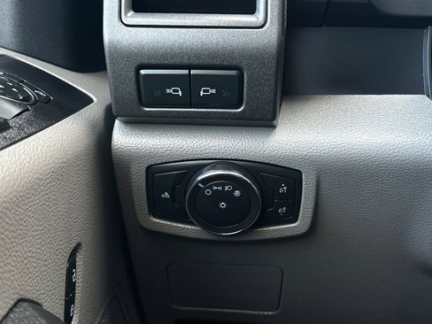 Used 2022 Ford F350 XL w/ Power Equipment Group image 25