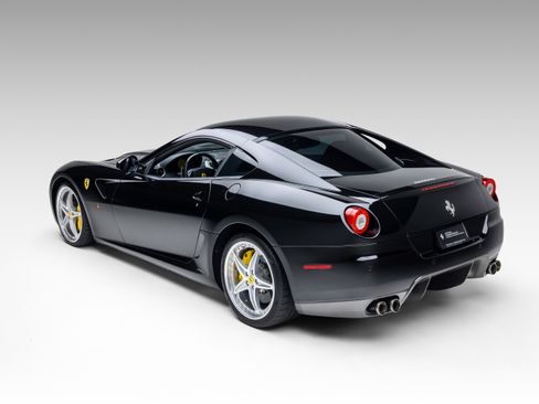 Used 2007 Ferrari 599 GTB Fiorano RWD image 10