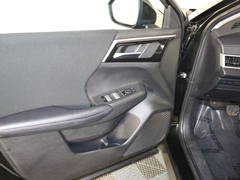 Used 2024 Mitsubishi Outlander ES image 34