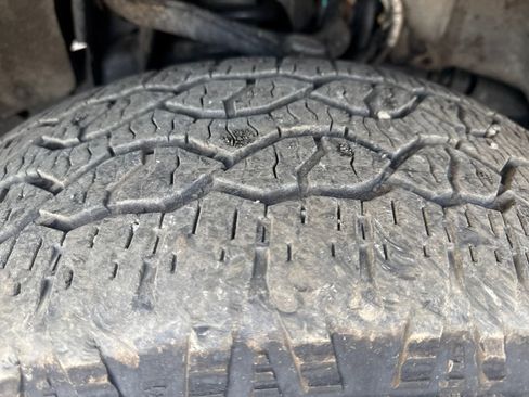 Certified 2022 Ford F150 XLT w/ Equipment Group 302A High image 28