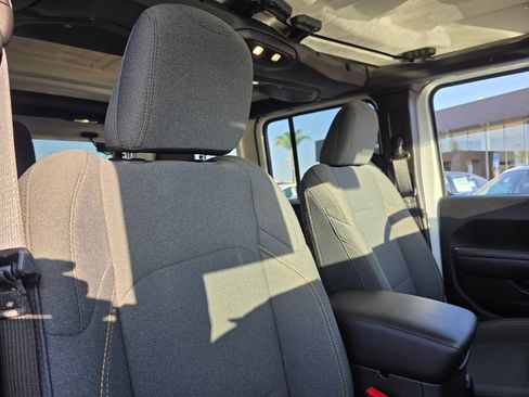 Used 2025 Jeep Wrangler Unlimited Sport AWD/4WD image 11