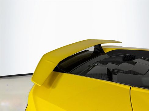 Used 2024 Lamborghini Huracan Tecnica RWD image 36