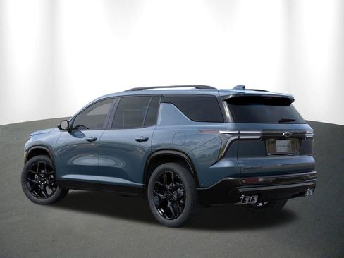 New 2026 Chevrolet Traverse RS w/ LPO, Floor Liner Package FWD image 4