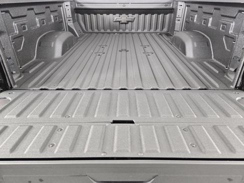 New 2026 Chevrolet Silverado 2500 ZR2 AWD/4WD image 37