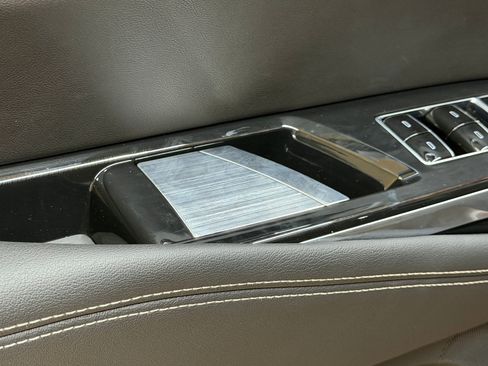 New 2025 Cadillac Escalade Luxury w/ LPO, Floor Liner Package image 23