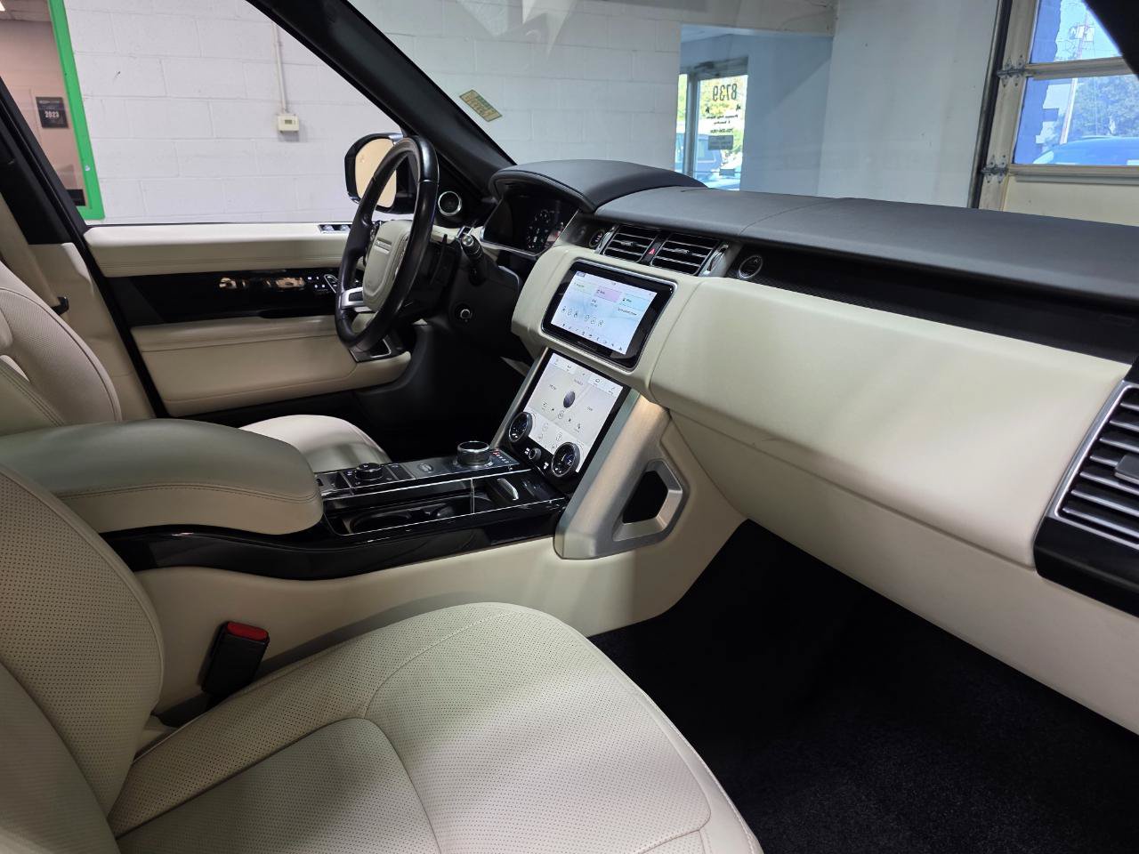 Used 2021 Land Rover Range Rover Westminster Edition AWD/4WD image 32