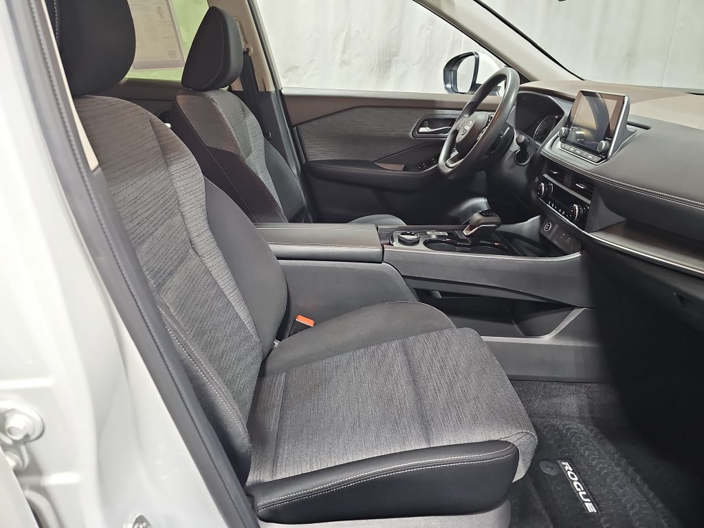 Certified 2023 Nissan Rogue SV AWD/4WD image 10