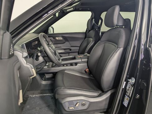 New 2027 Kia Telluride S image 12