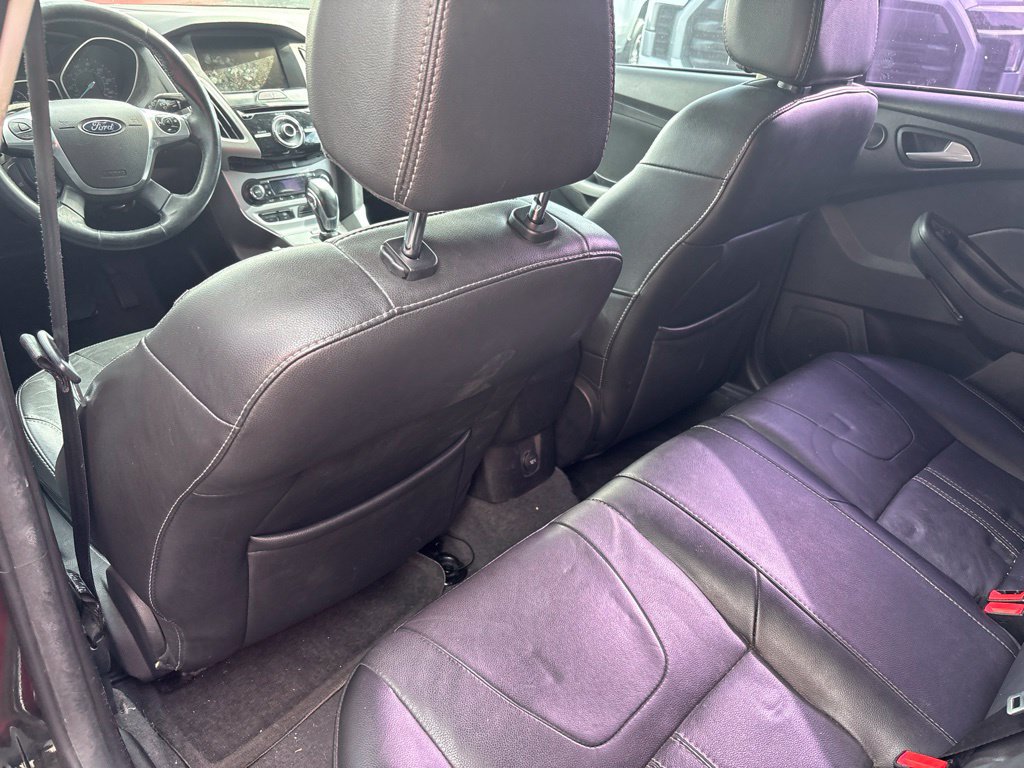 Used 2014 Ford Focus SE w/ Equipment Group 201A FWD image 10