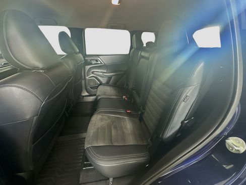 Used 2024 Mitsubishi Outlander SE AWD/4WD image 28