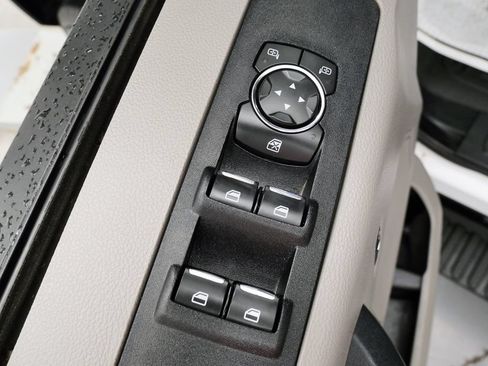 Used 2020 Ford F250 XL w/ Power Equipment Group AWD/4WD image 13